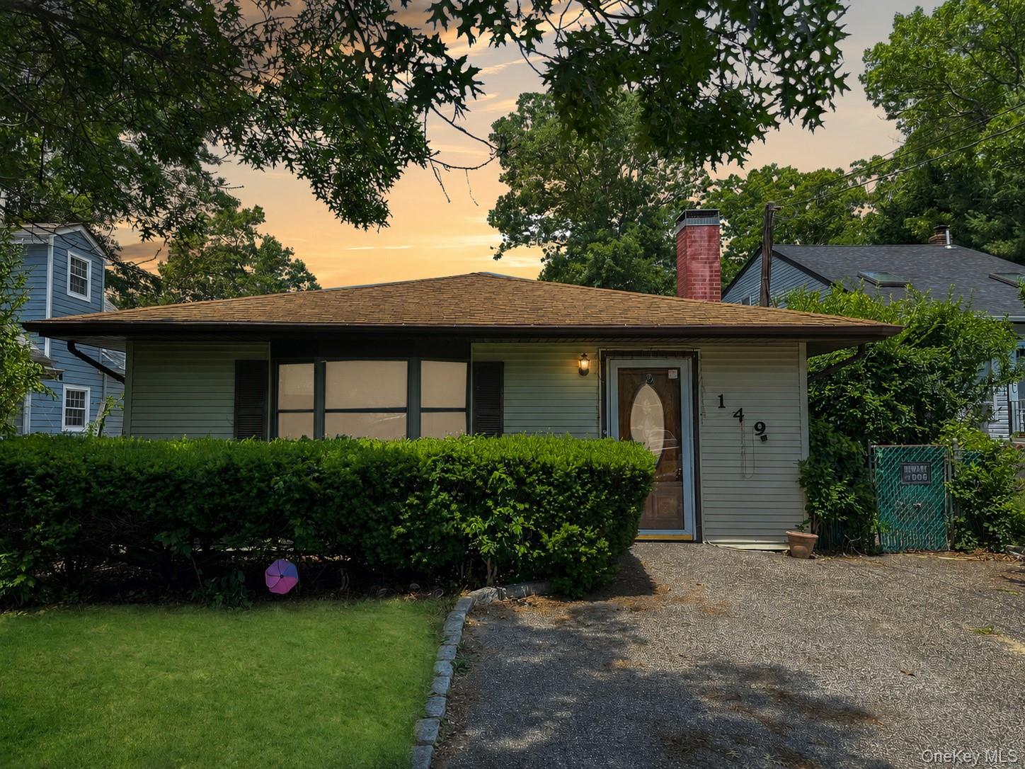149 Southaven Avenue Property Photo 1
