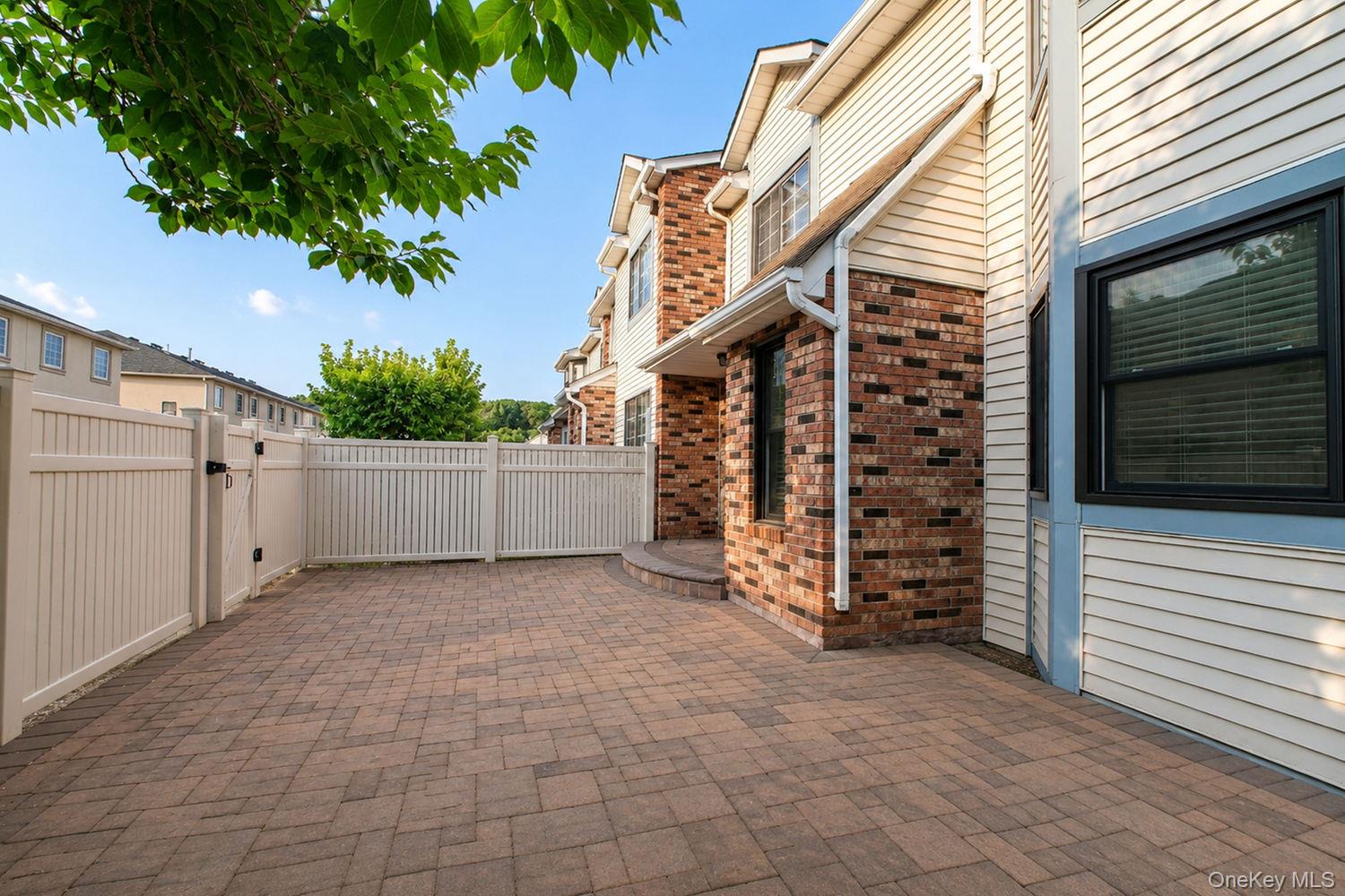 7 Shirra Avenue A Property Photo 6