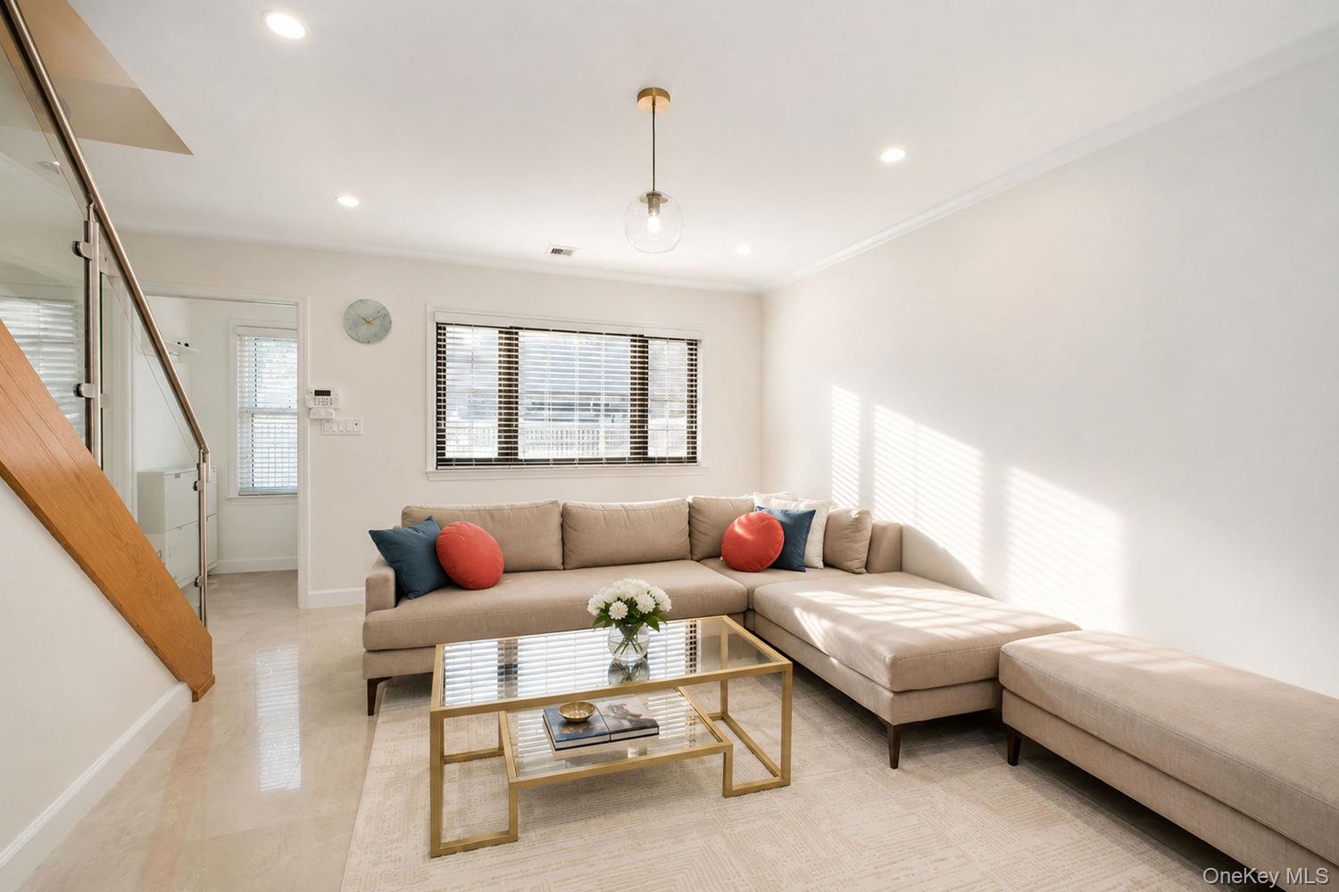 7 Shirra Avenue A Property Photo 8