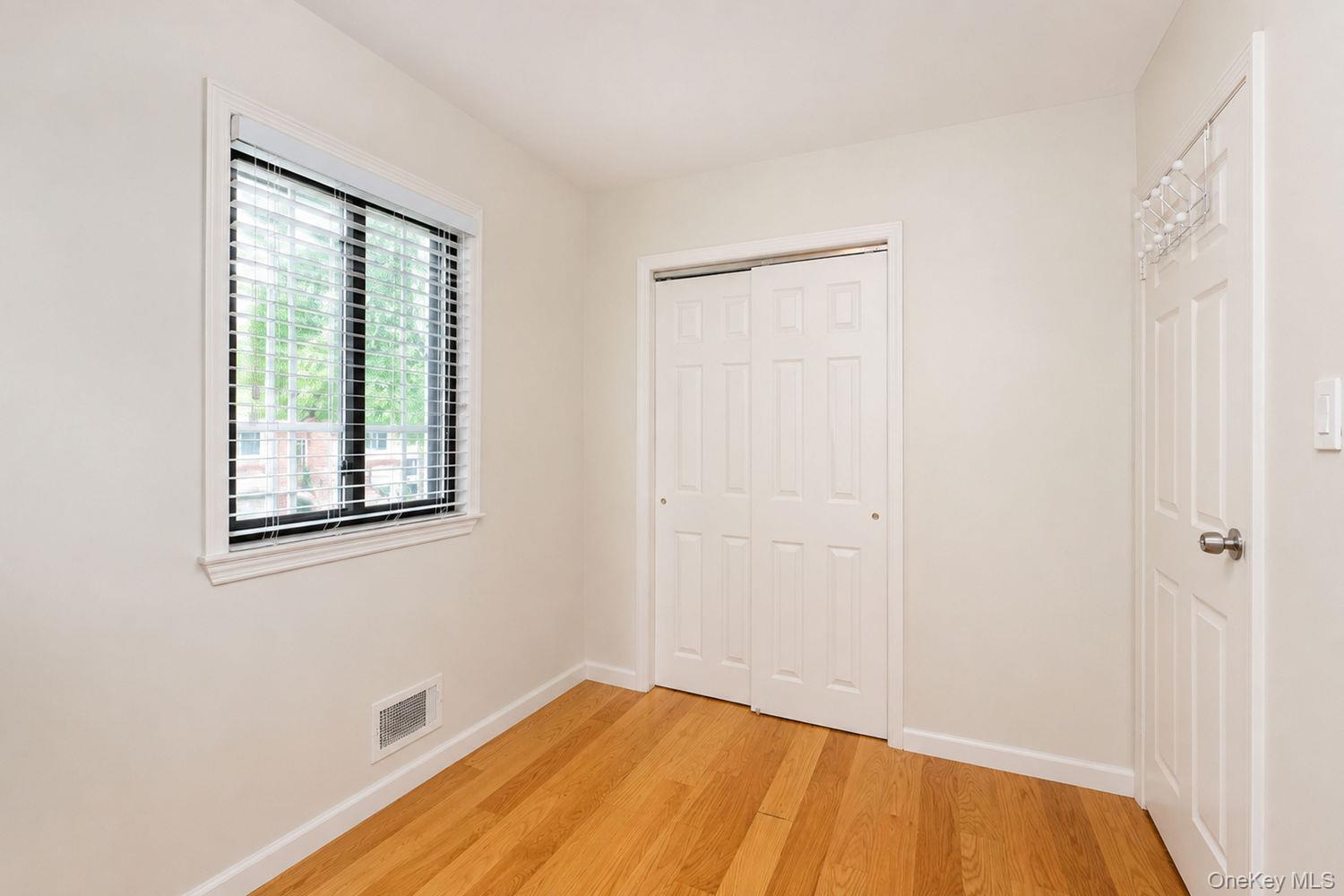 7 Shirra Avenue A Property Photo 9