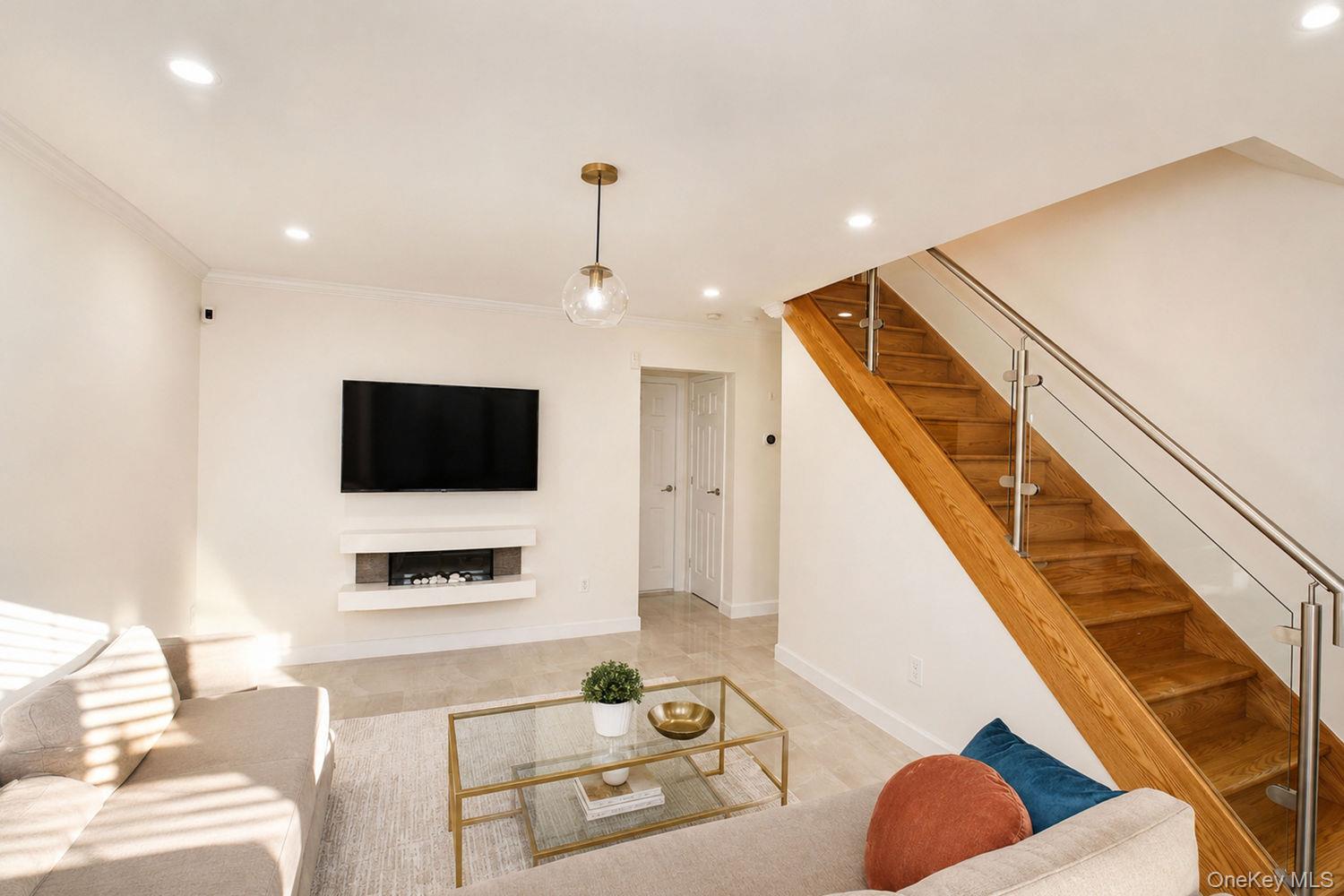 7 Shirra Avenue A Property Photo 10