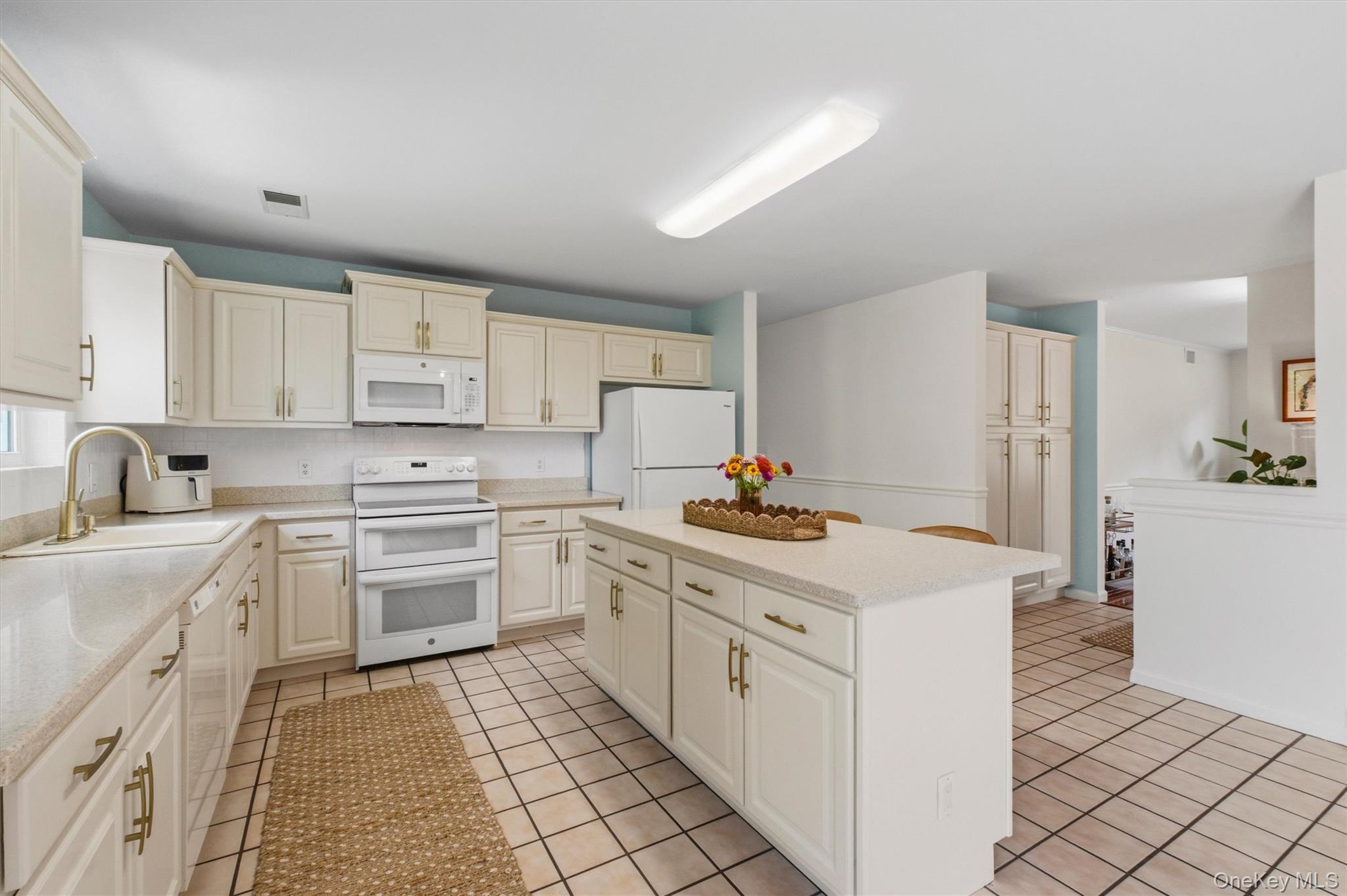 28 E Hill Road Property Photo 15