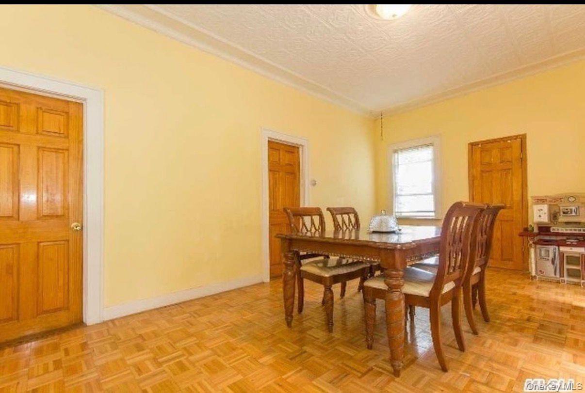 777 W Merrick Road Property Photo 6
