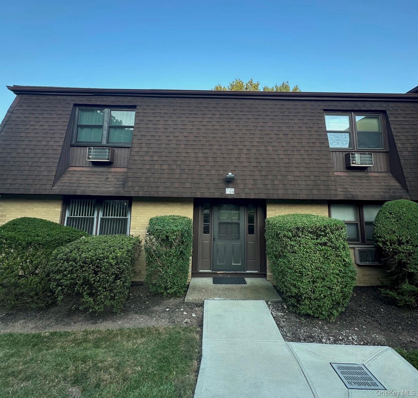 1 Germonds Village 14 Property Photo 1