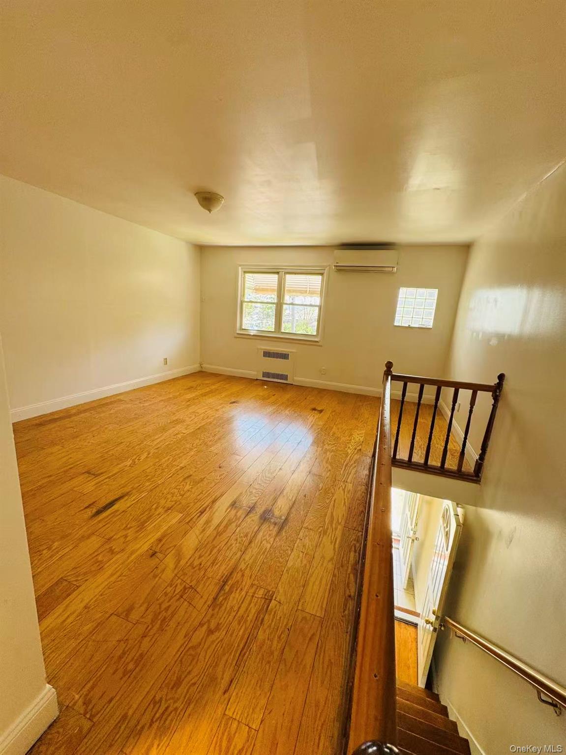 1029 115th Street Property Photo 3
