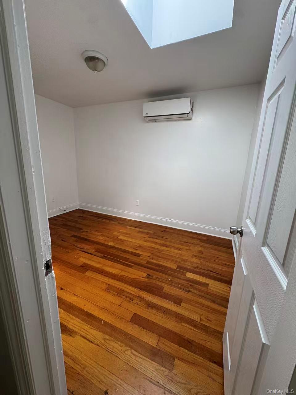 1029 115th Street Property Photo 6