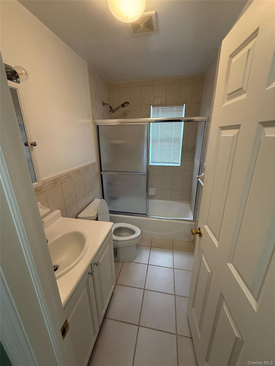 103 Clunie Avenue 2 Property Photo 7