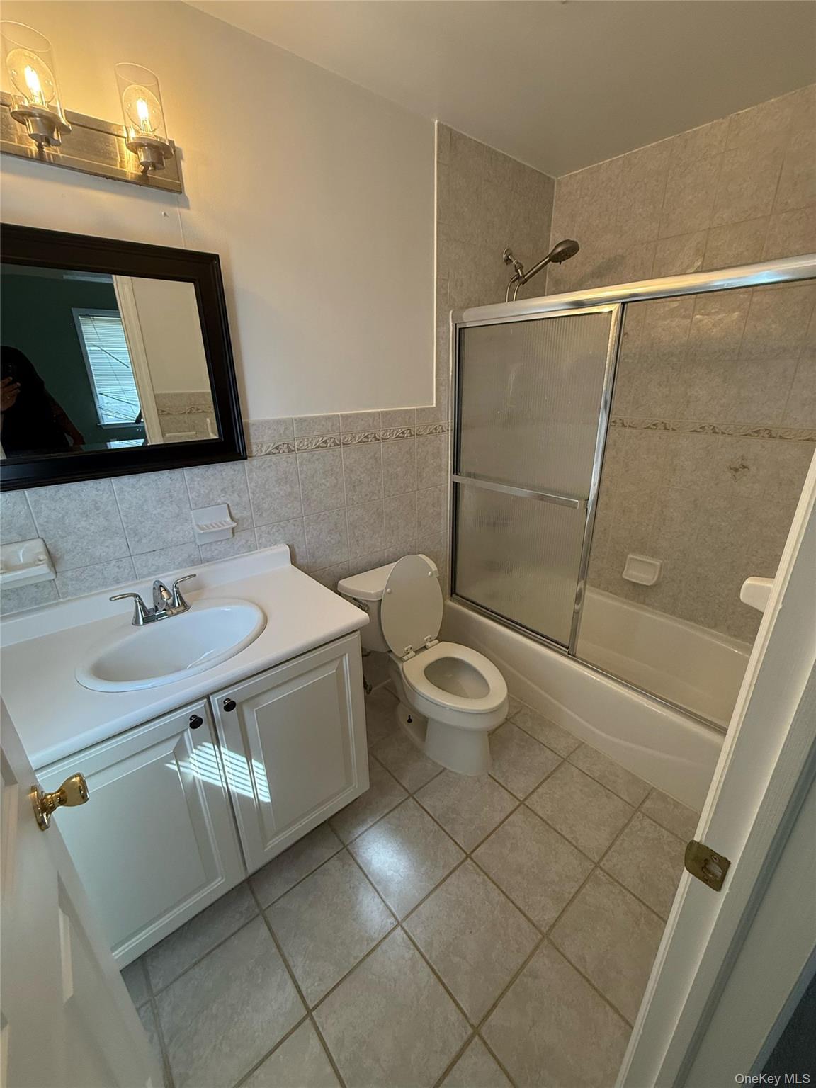 103 Clunie Avenue 2 Property Photo 11
