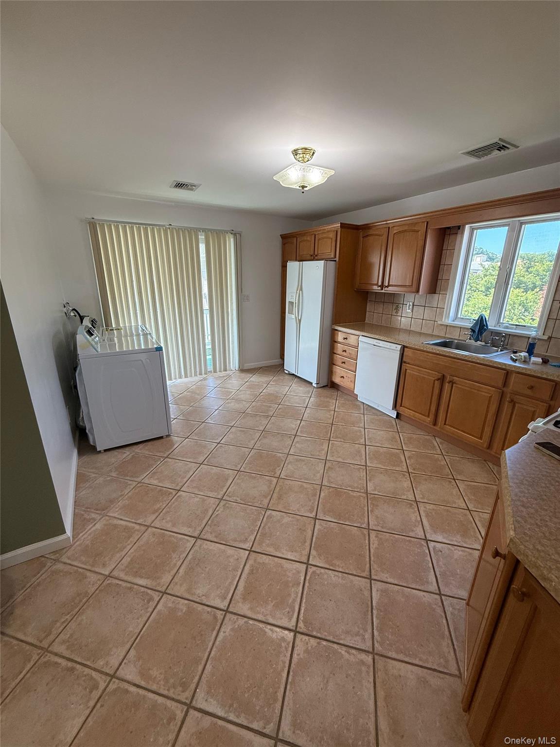 103 Clunie Avenue 2 Property Photo 14
