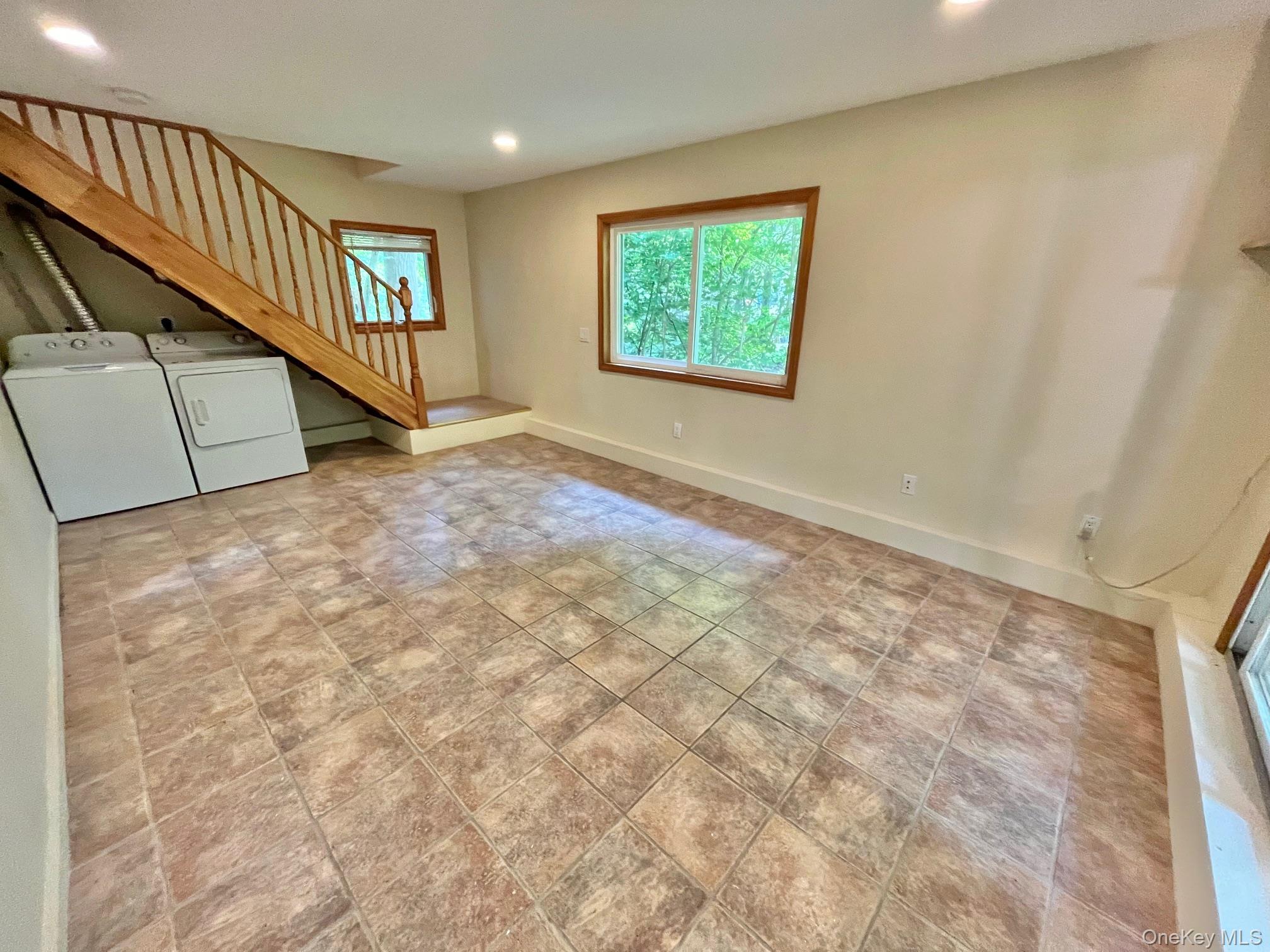 8 Anton Place Property Photo 18