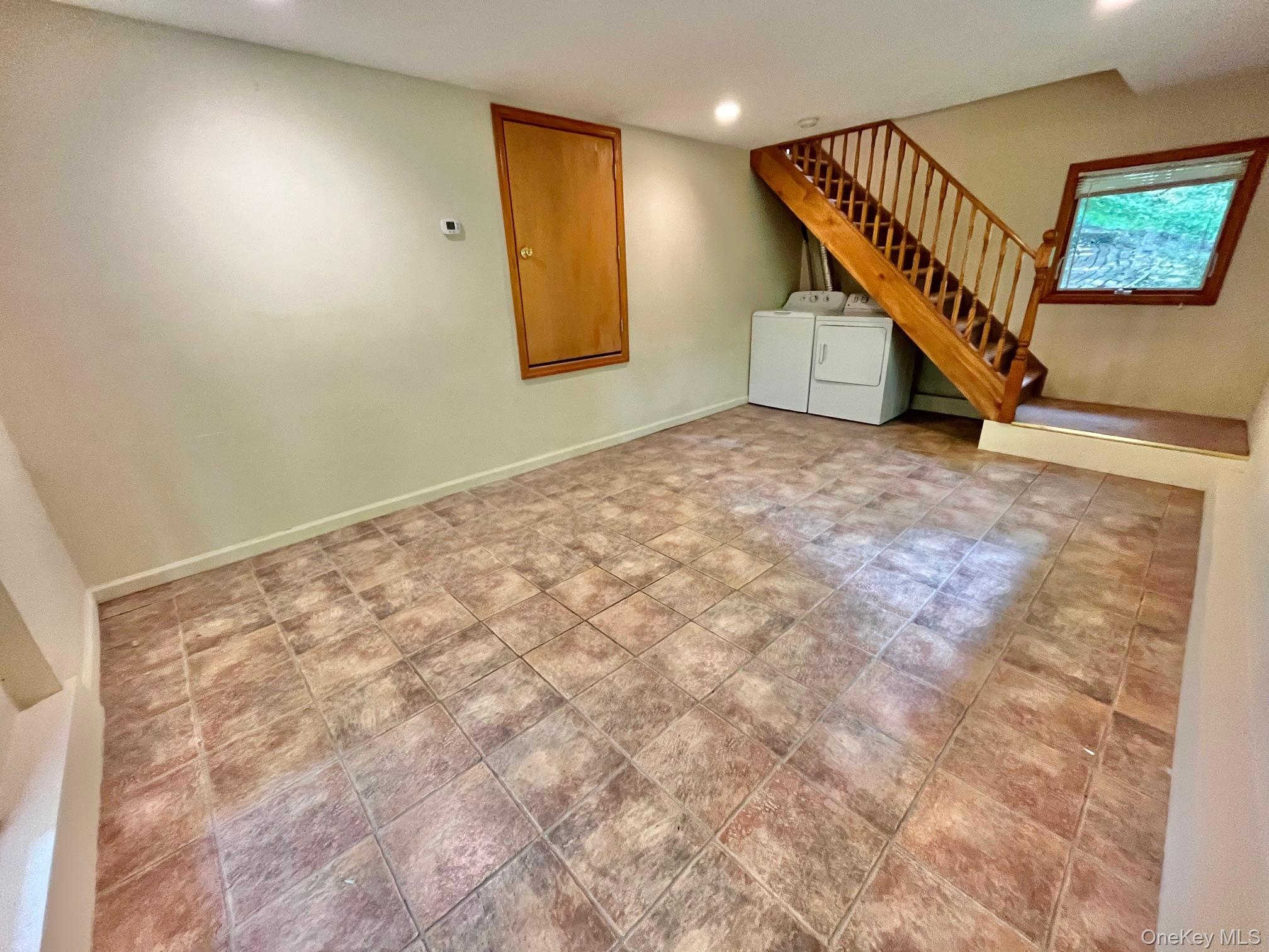 8 Anton Place Property Photo 19