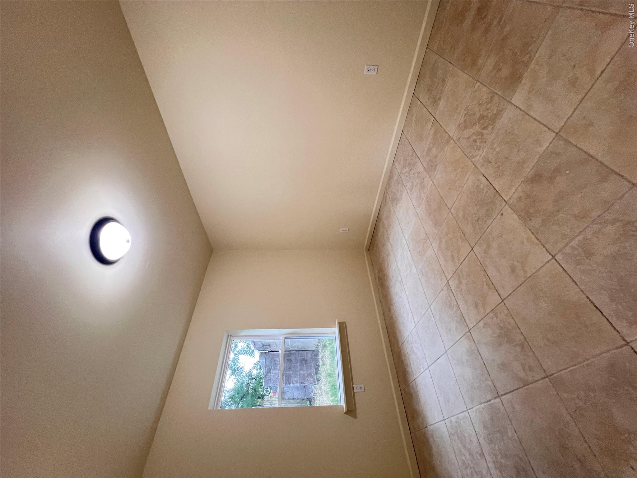 101 Washington Street 1 Property Photo 5