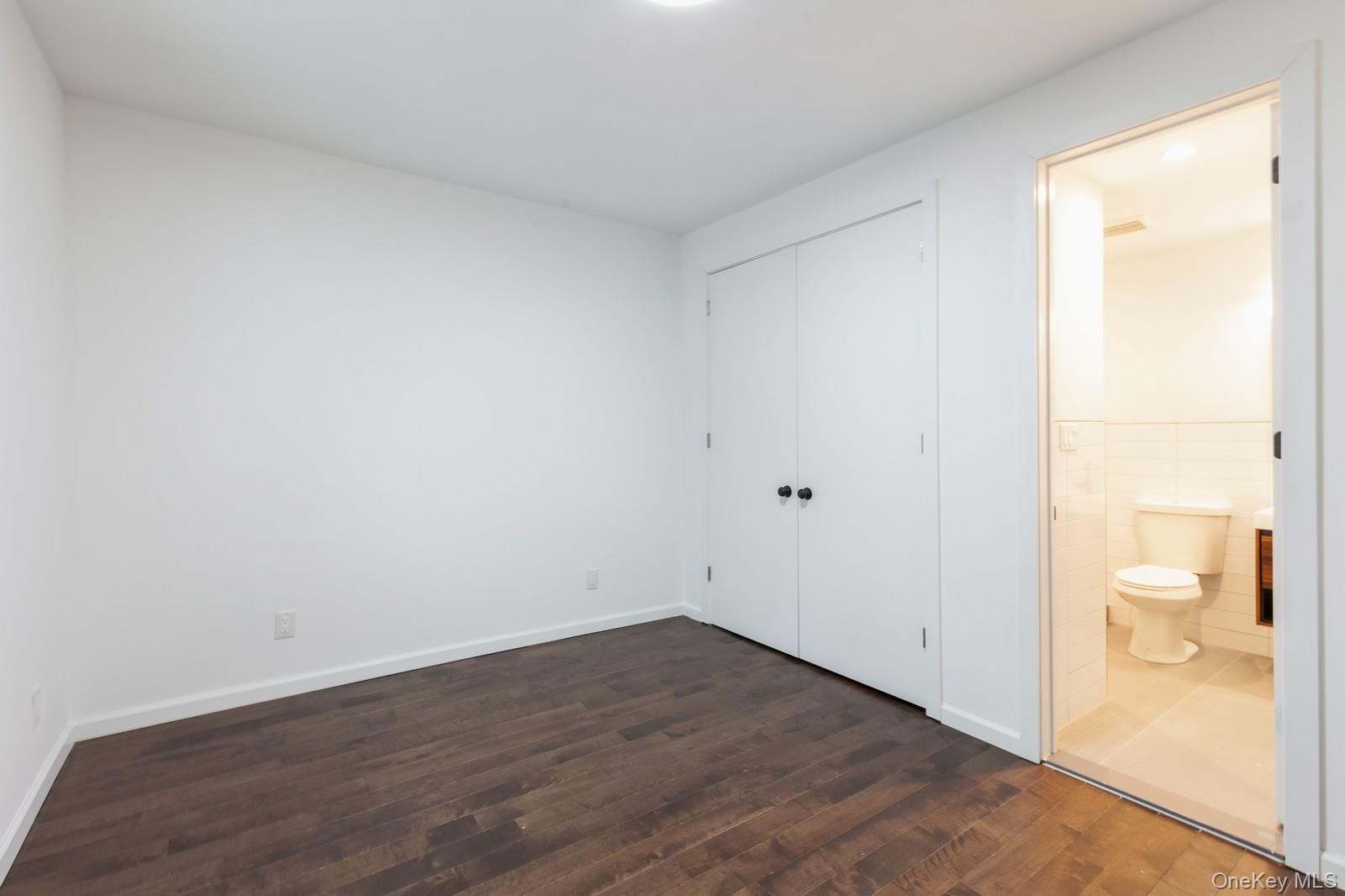 100-03 90 Avenue Property Photo 12