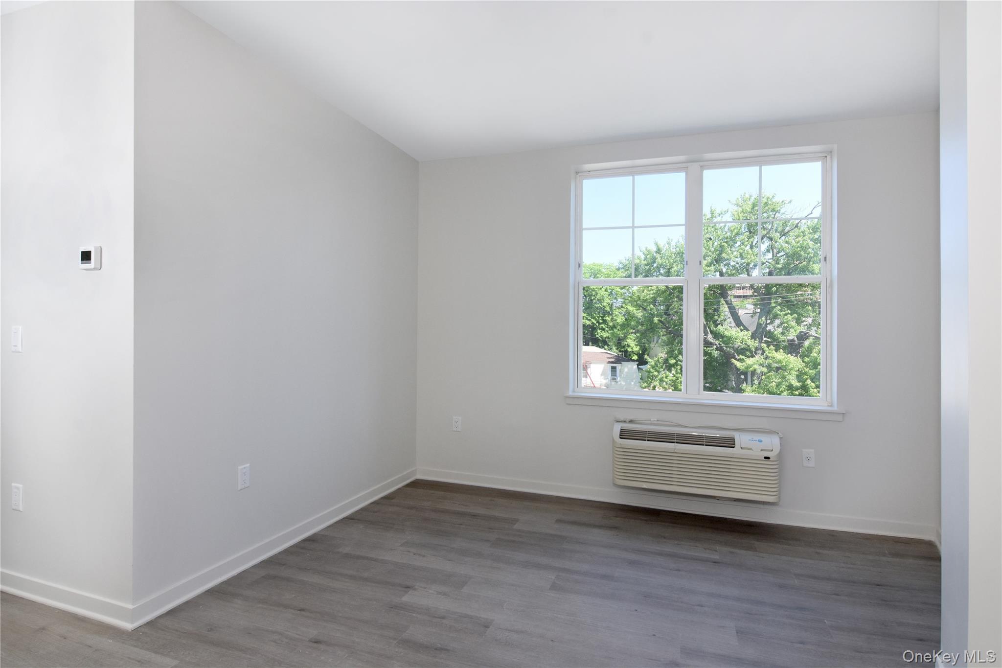 56 Prospect Street 504 Property Photo 6