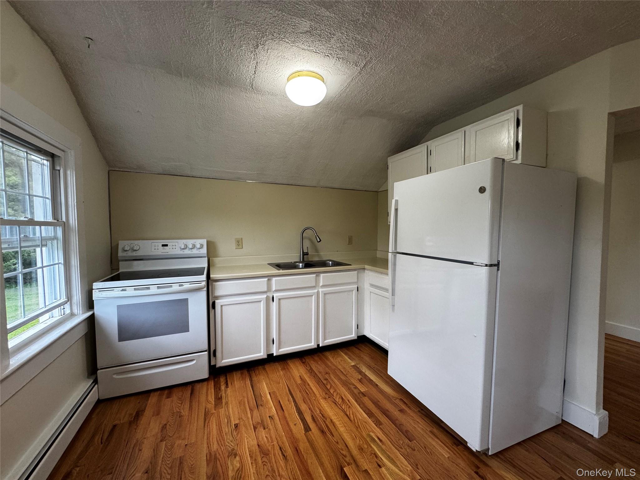 205 Union Street 2 Property Photo 3