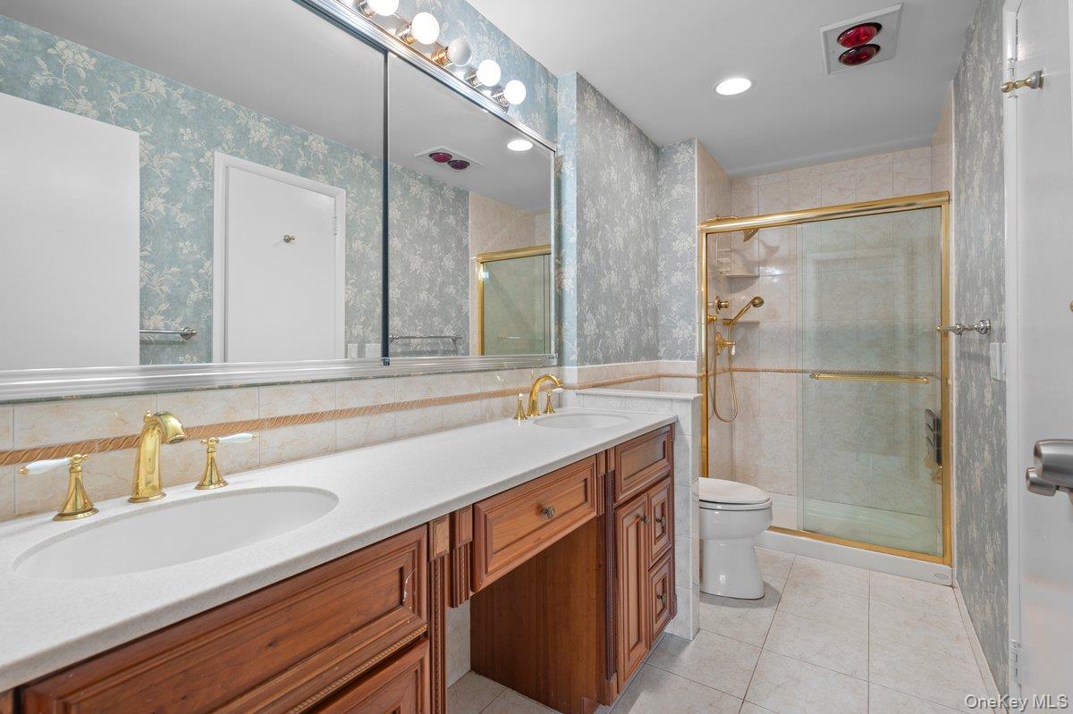 89 N Broadway 204 Property Photo 14