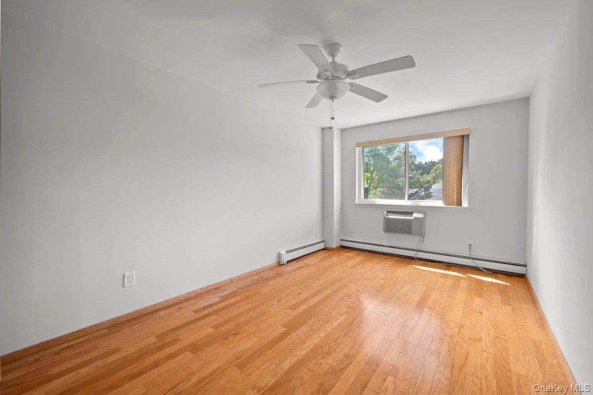 89 N Broadway 204 Property Photo 16