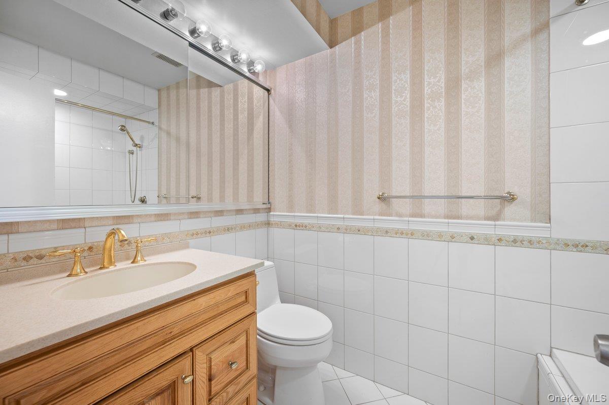 89 N Broadway 204 Property Photo 18