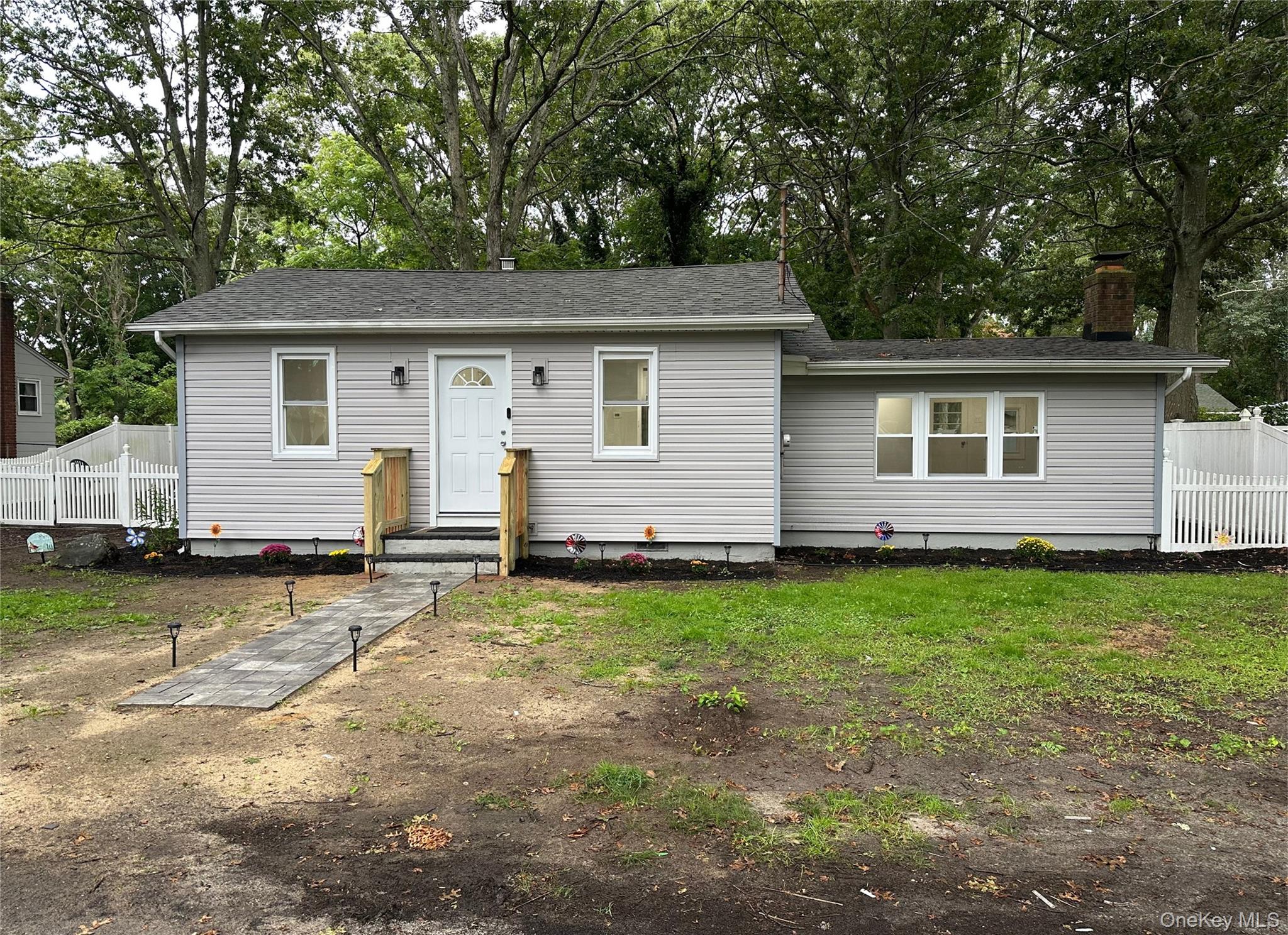 10 Barclay Road Property Photo 2