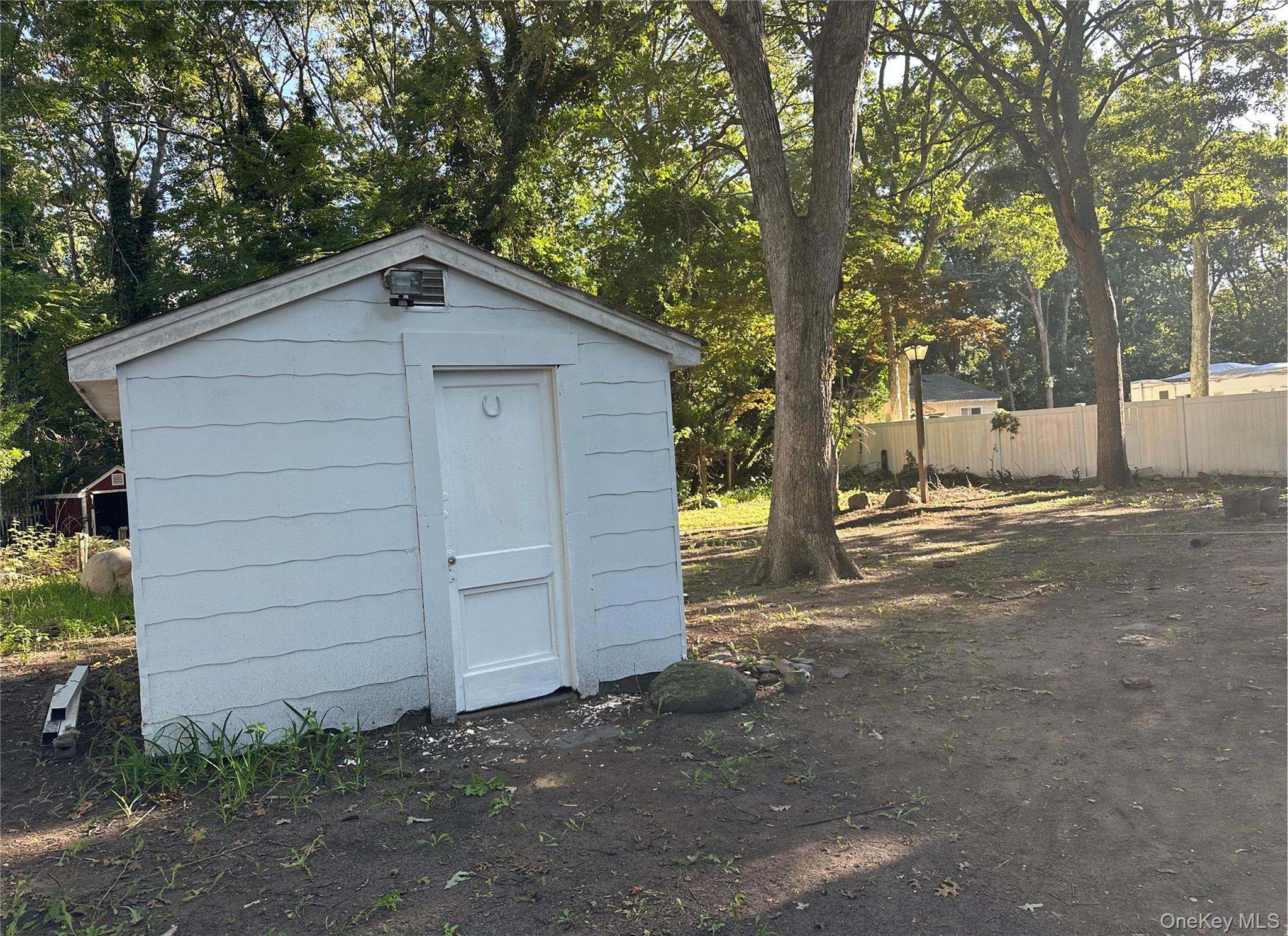 10 Barclay Road Property Photo 25