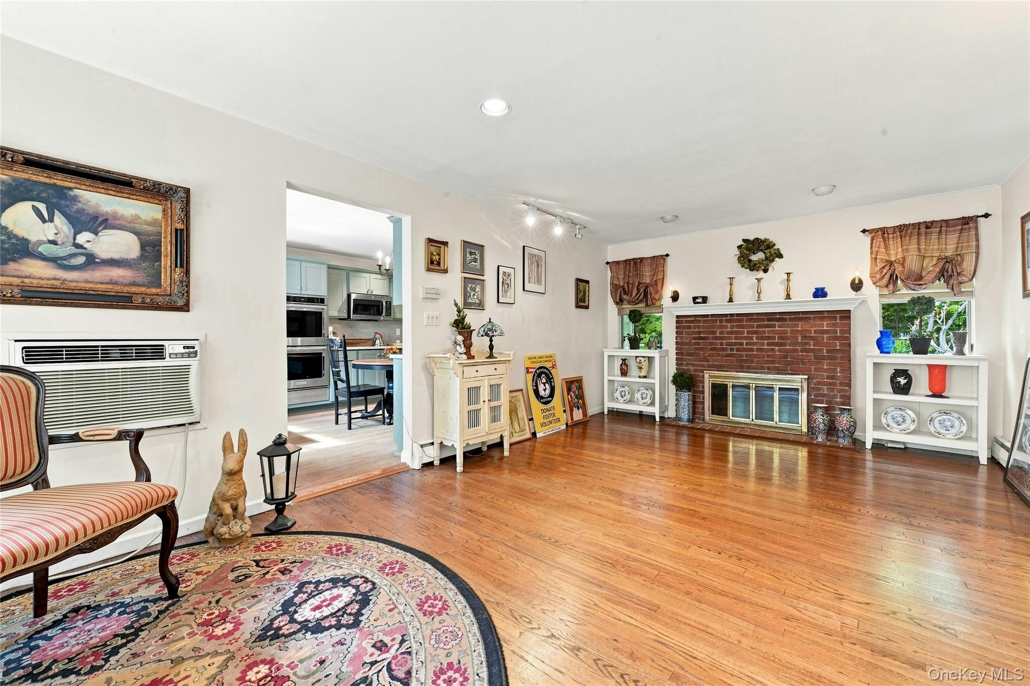 40 Cliftwood Drive Property Photo 4