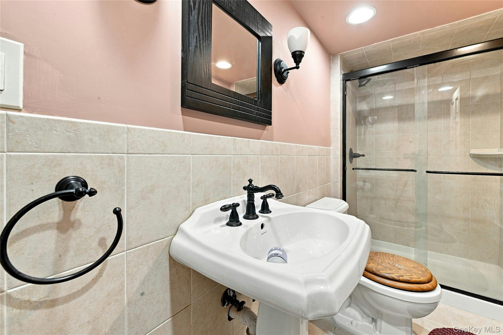 40 Cliftwood Drive Property Photo 15