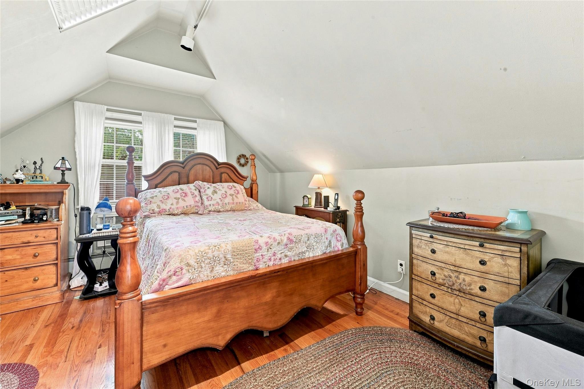 40 Cliftwood Drive Property Photo 16