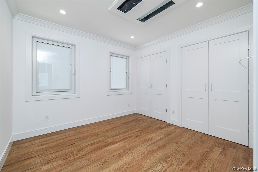 550 E Harrison Street Property Photo 28