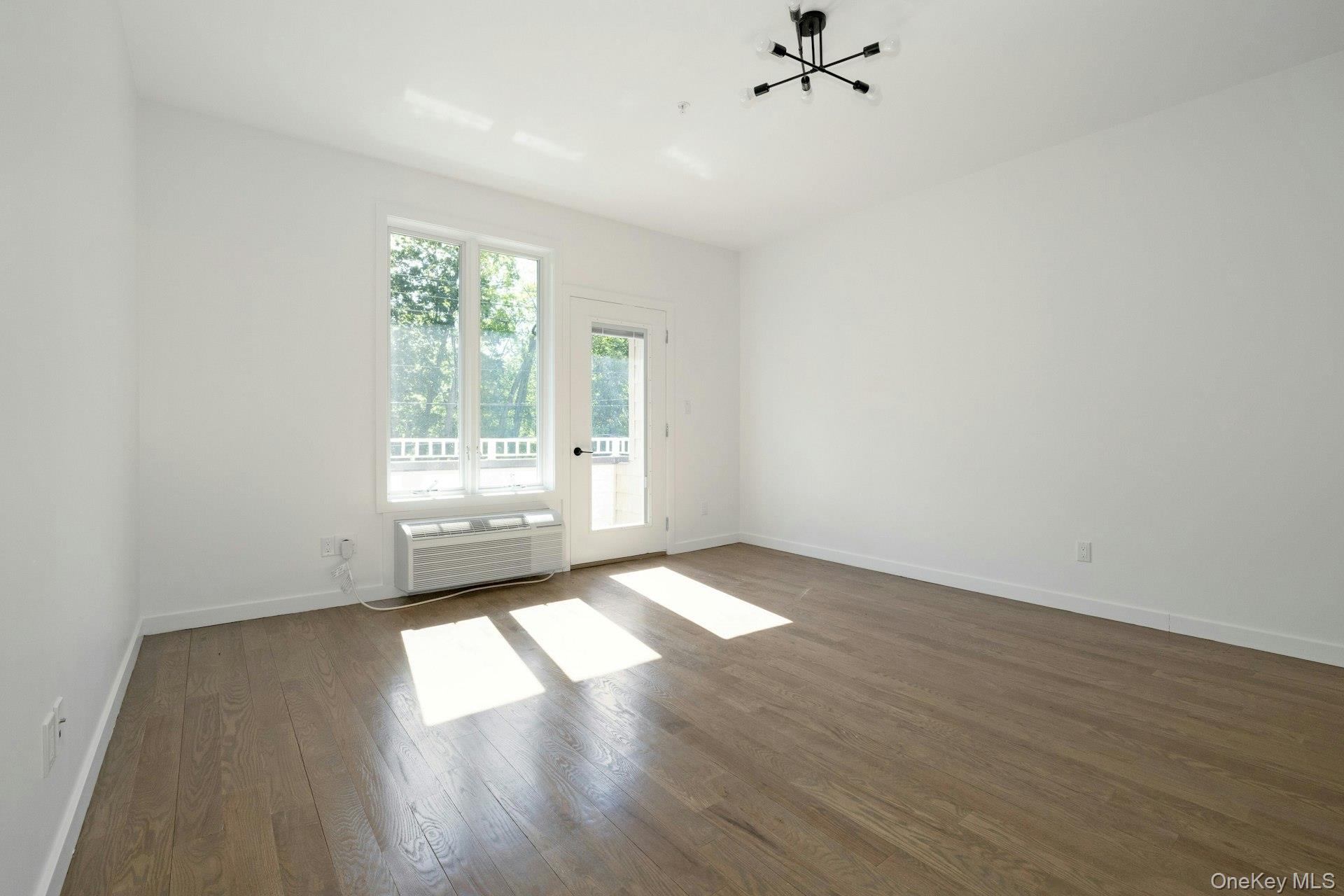 962 S Route 9w 306 Property Photo 11