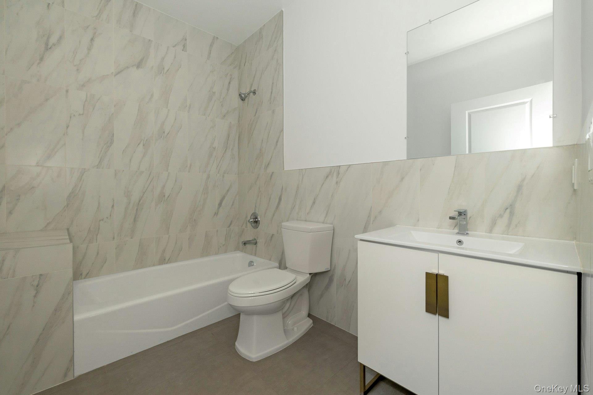 962 S Route 9w 306 Property Photo 14