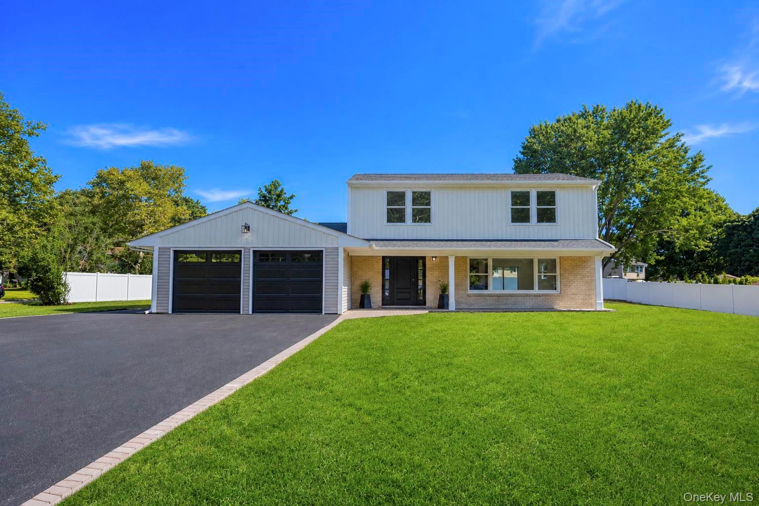 25 Crater Lake Drive Property Photo 1