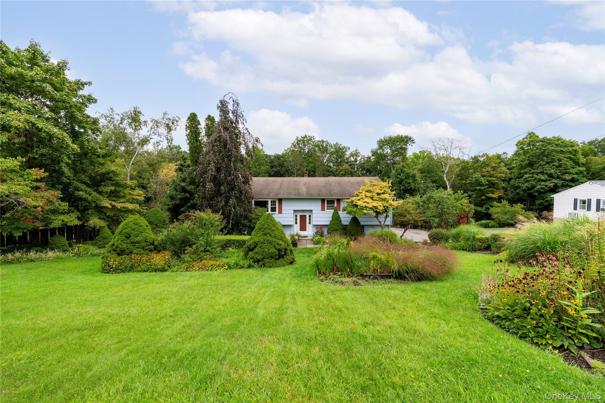 52 Friendly Road Property Photo 1