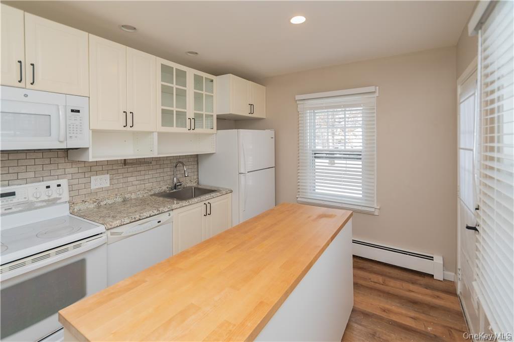 46 Midway Drive Property Photo 5