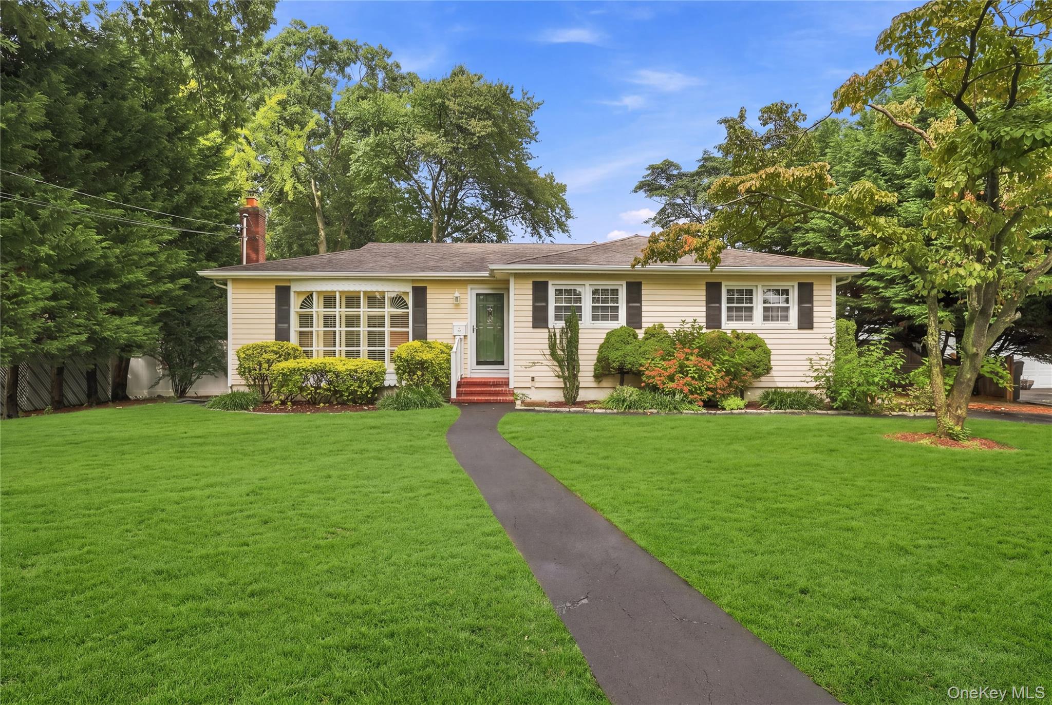 23 Roy Avenue Property Photo 1