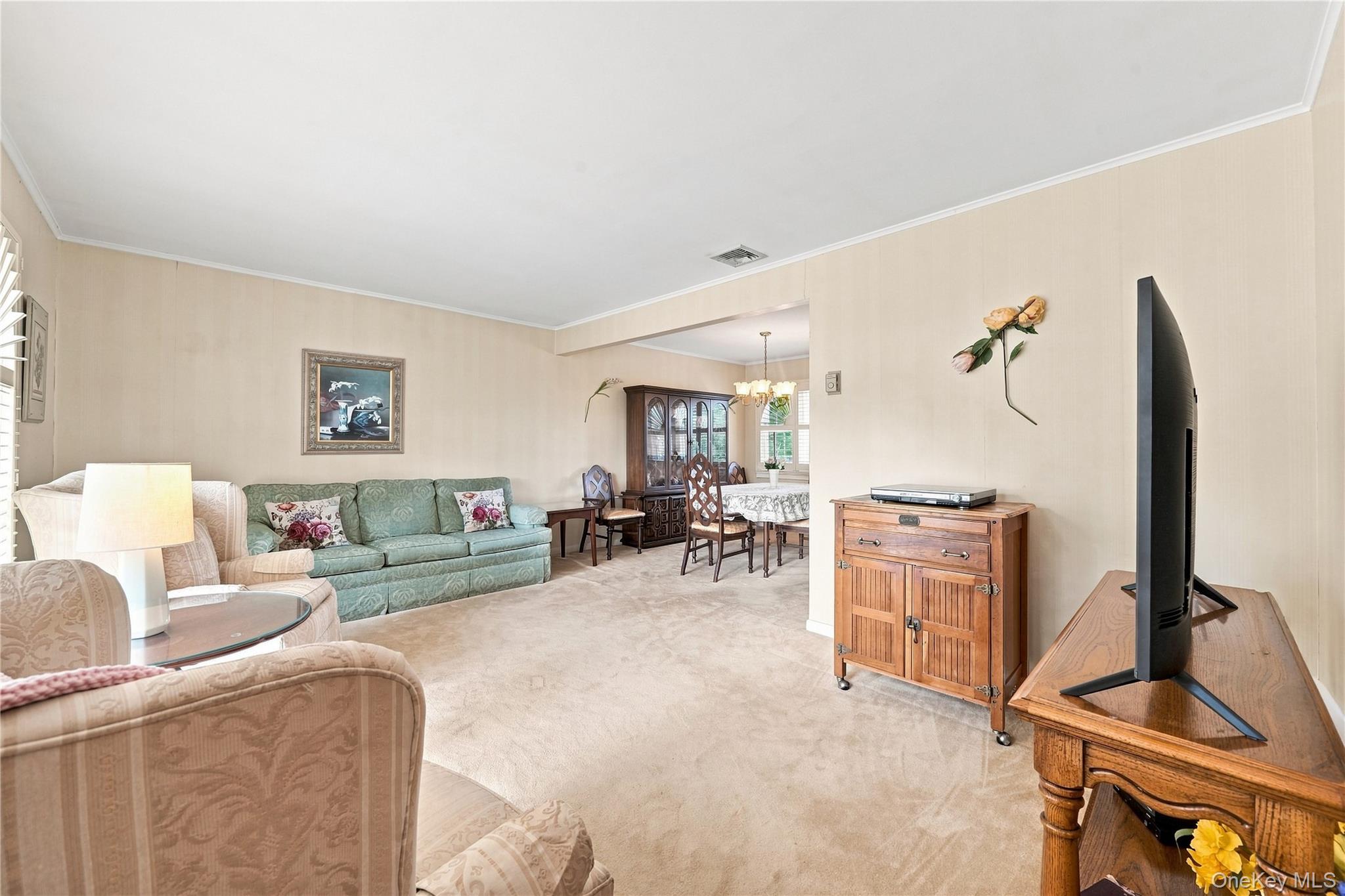 23 Roy Avenue Property Photo 4