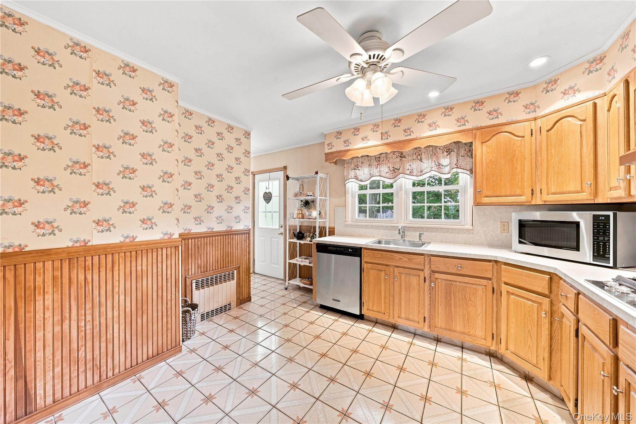 23 Roy Avenue Property Photo 10