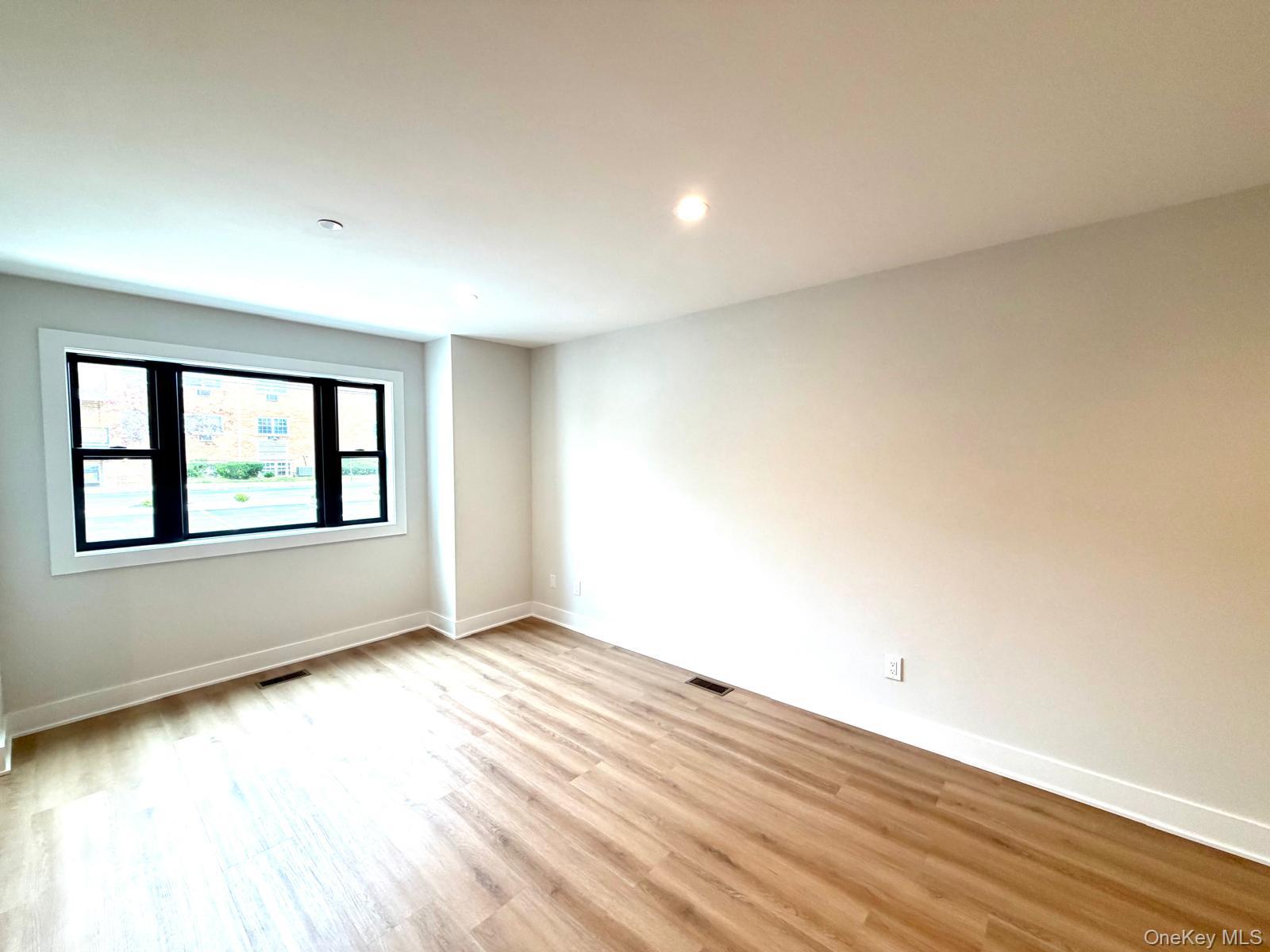 161 Union Avenue 5 Property Photo 3