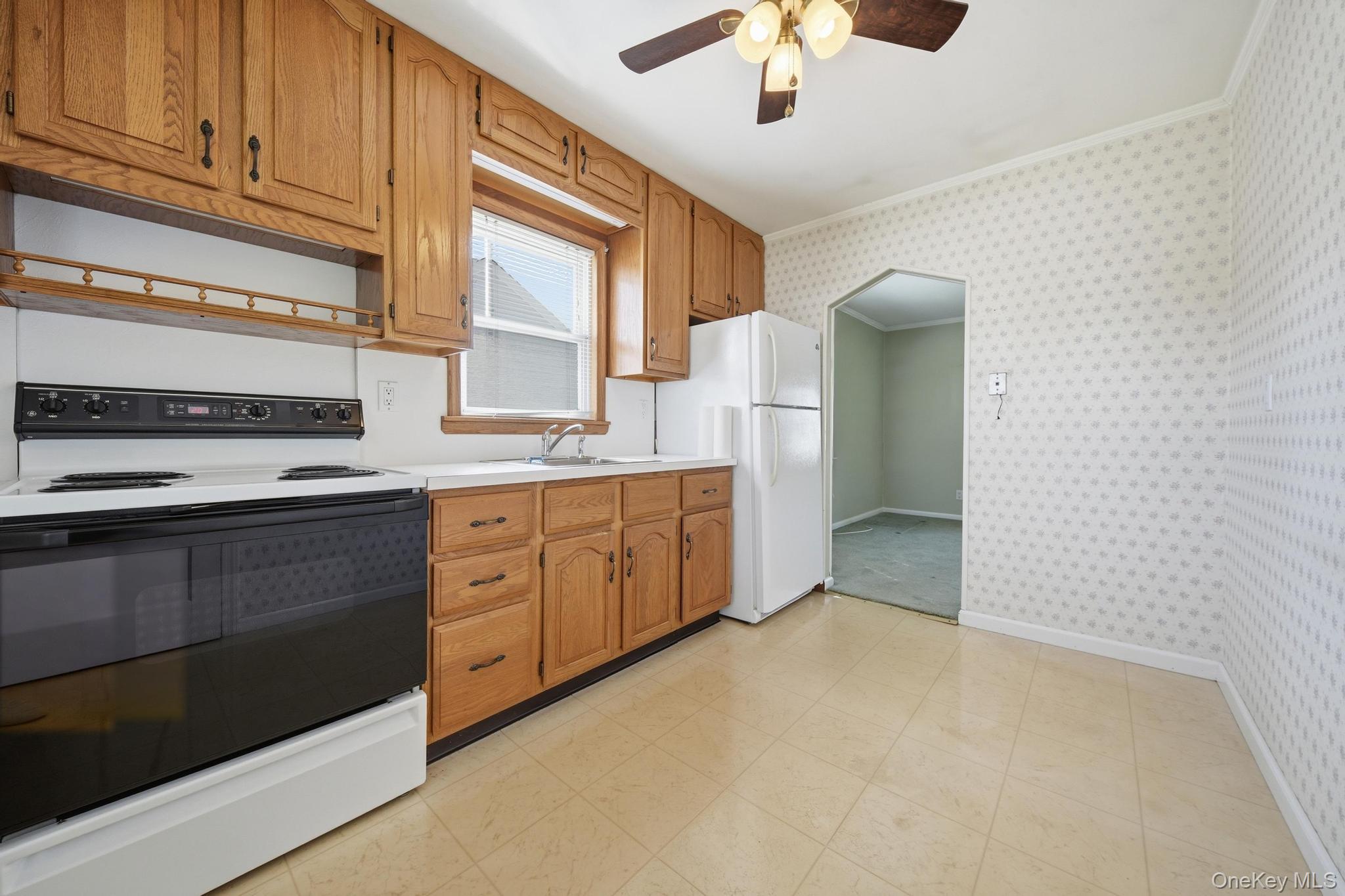 7 Crown Street Property Photo 14