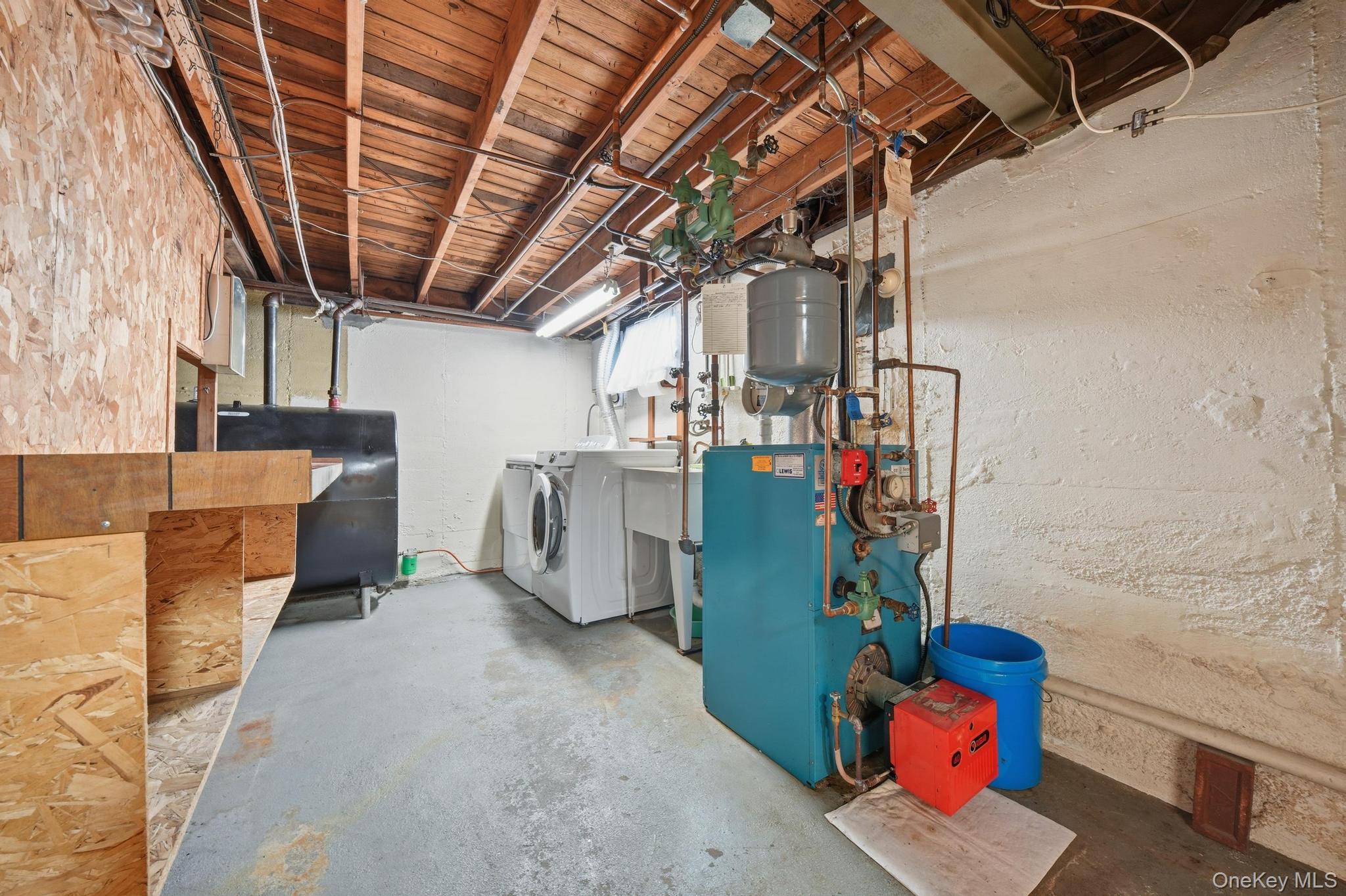 7 Crown Street Property Photo 22