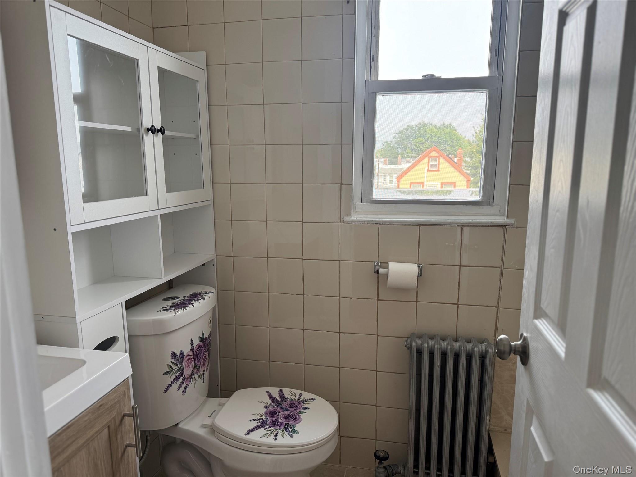 1046360 Property Photo 5
