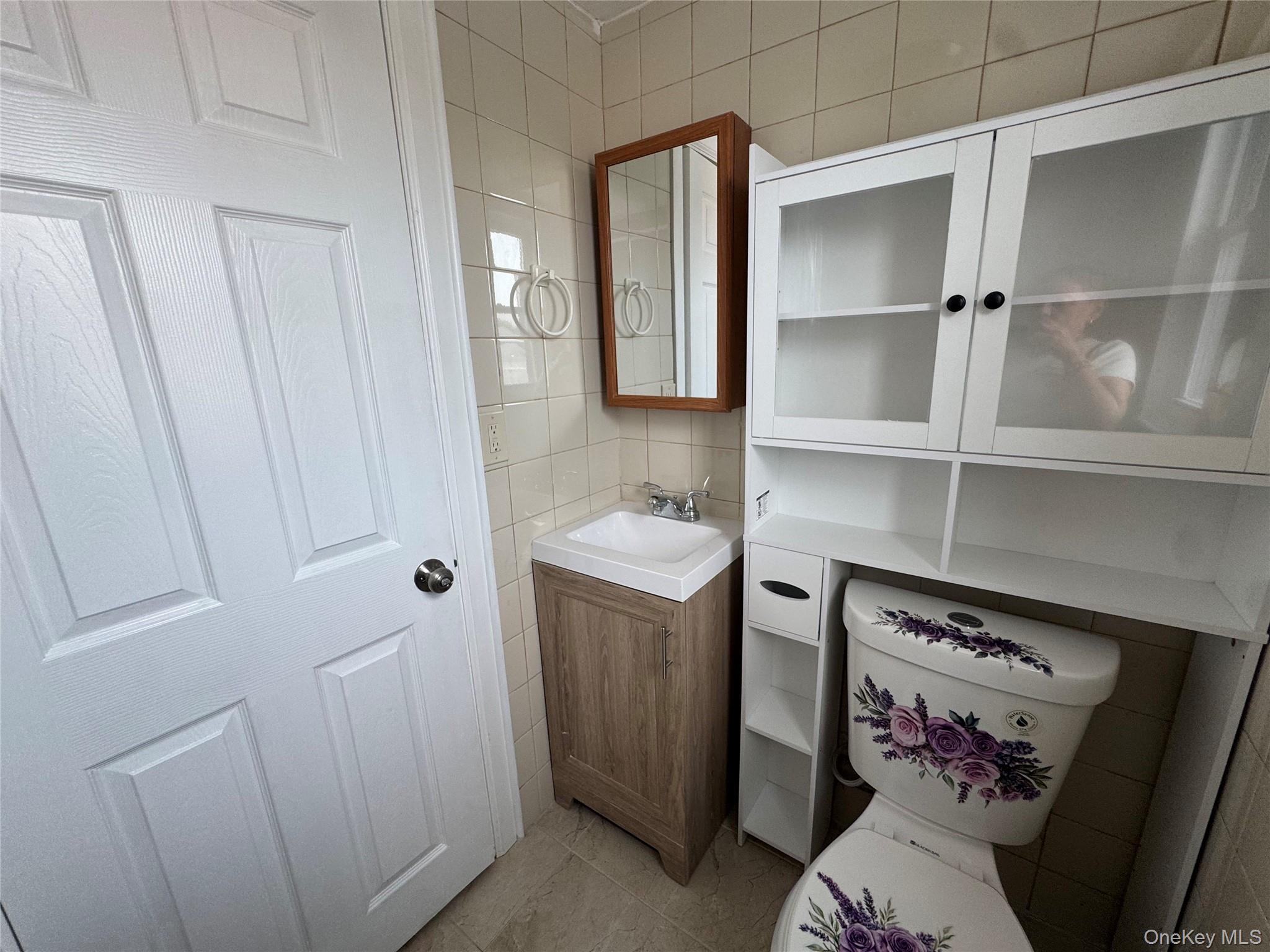 1046360 Property Photo 7