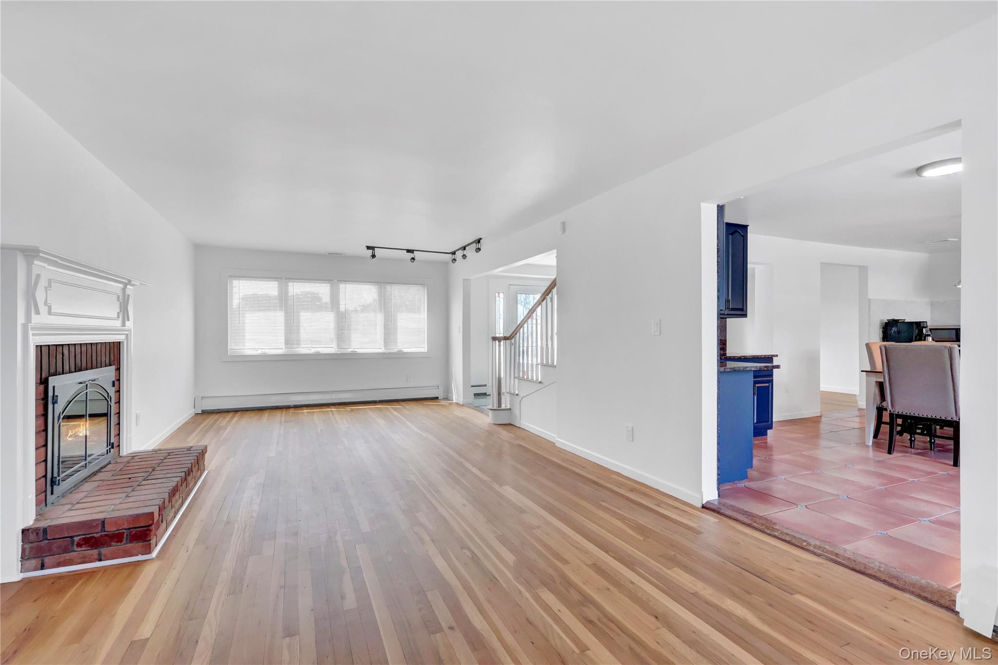204 Bayview Avenue Property Photo 8