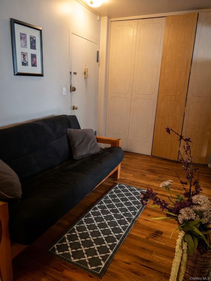333 Bronx River Road 504 Property Photo 2