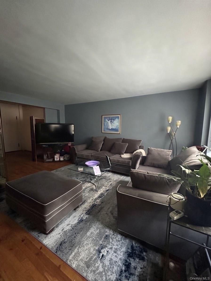 333 Bronx River Road 504 Property Photo 5