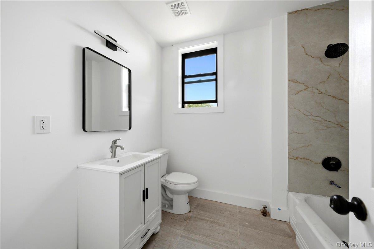 35 Lawrence Street 1 Property Photo 6