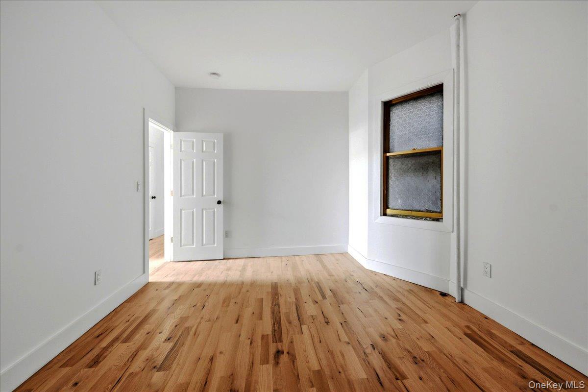 35 Lawrence Street 1 Property Photo 7
