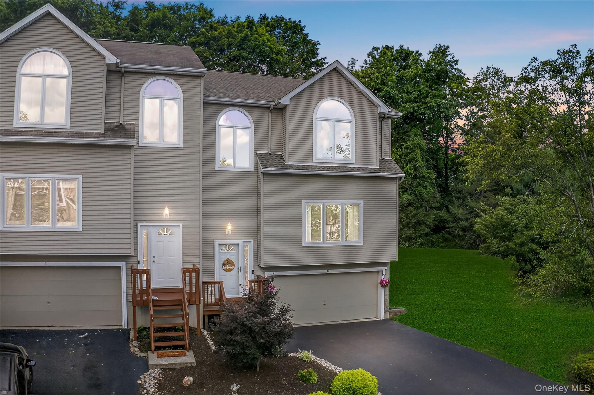 6 Riverstone Court Property Photo 1