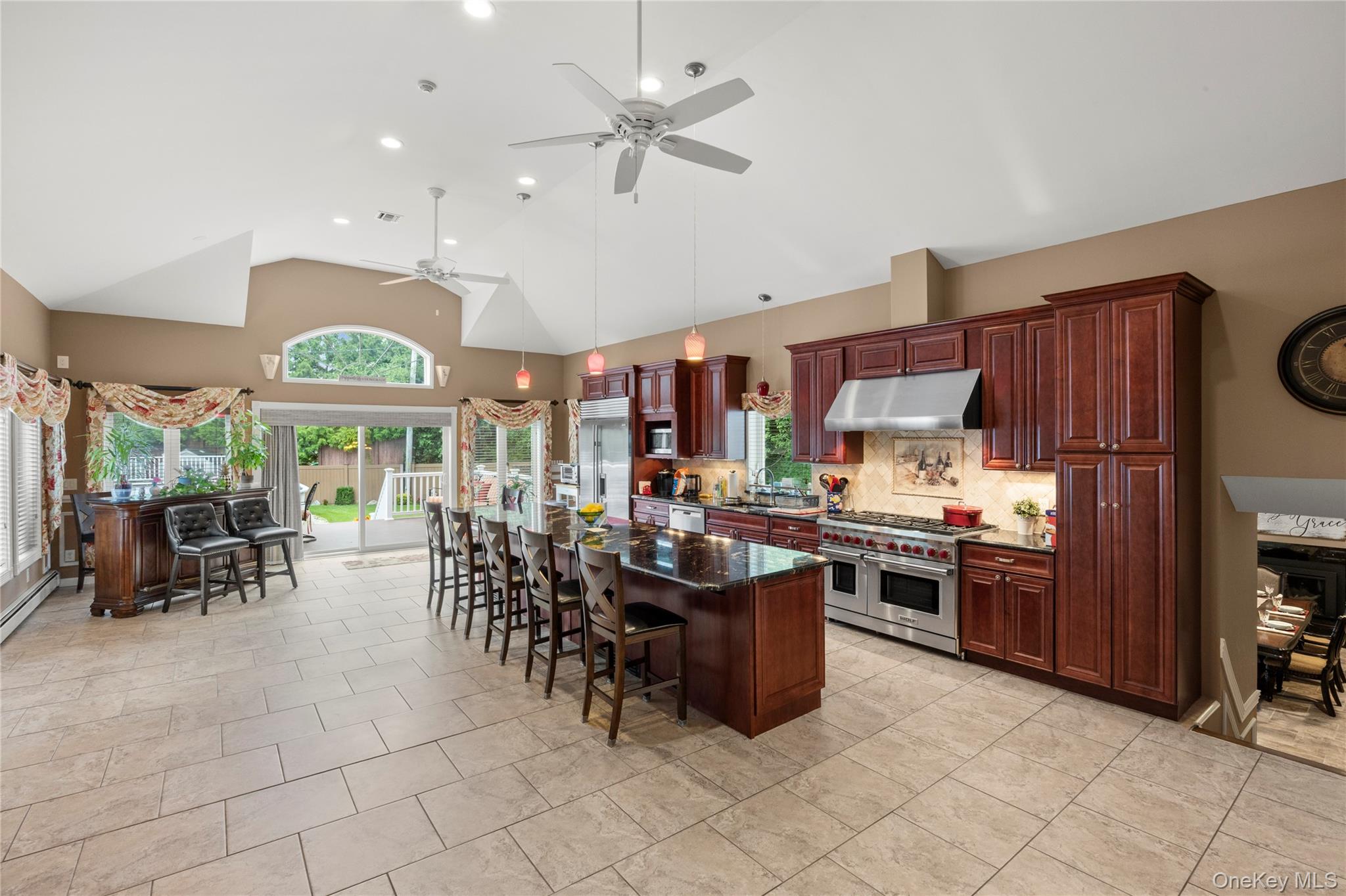 7 Monterey Drive Property Photo 2