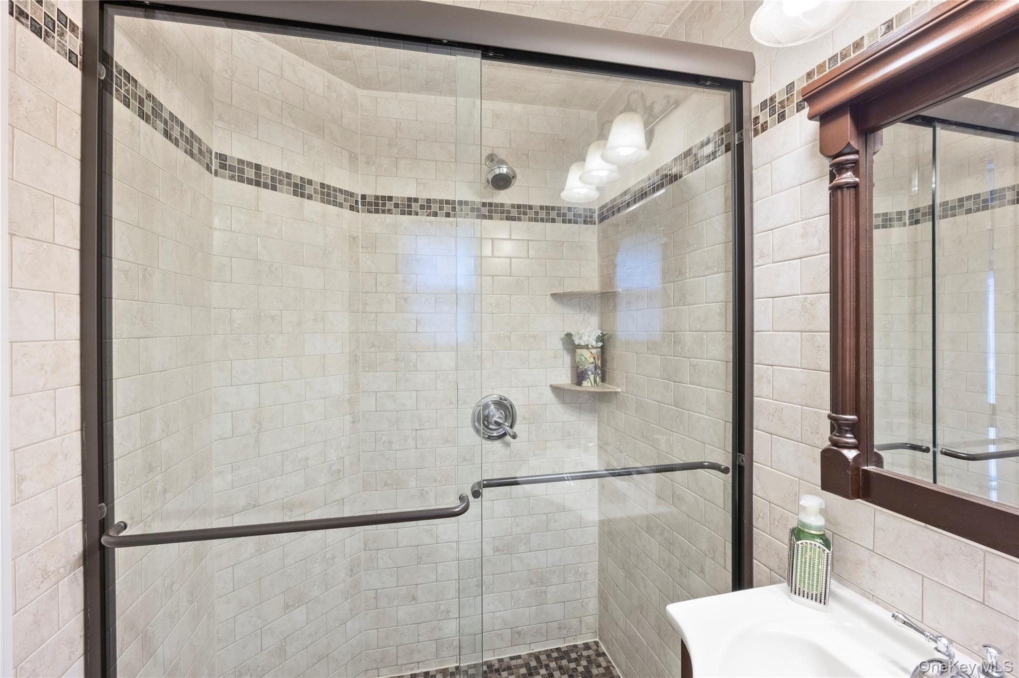 7 Monterey Drive Property Photo 19