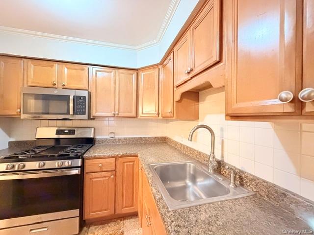 47 Ruth Court Property Photo 6